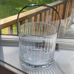 Crystal ice bucket
